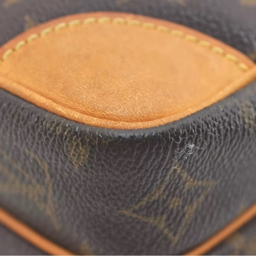 LV Monogram Amazone crossbody - Picture 5 of 9